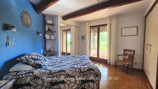 Maison d'habitation avec atelier et annexes