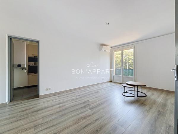 Appartement 2 pièce(s) 1 chambre(s) 46.71 m²
