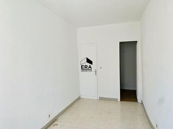 MAISON DE VILLAGE  AVEC GARAGE