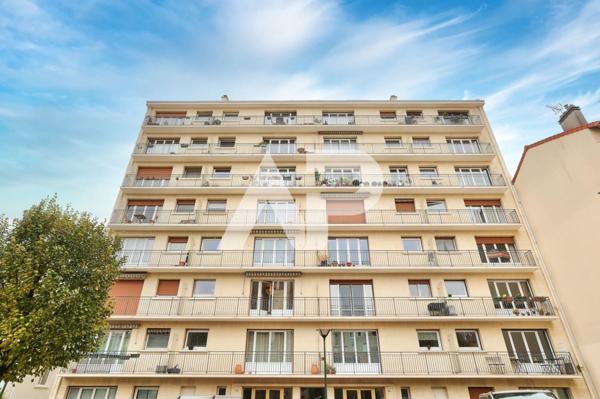 Quartier Gare - Immeuble en pierre de taille - Appartement 37 €199 900 ** - Référence 85460897