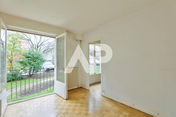 Quartier Gare - Immeuble en pierre de taille - Appartement 37 €199 900 ** - Référence 85460897