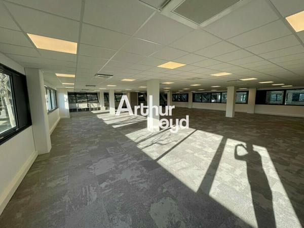 Bureaux à louer de 428 m² bâtiment rénové - Sophia Antipolis
