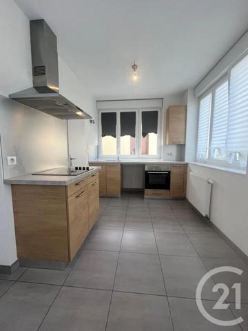Immeuble à vendre  380,30 m 2   VILLERS LE LAC  - 25