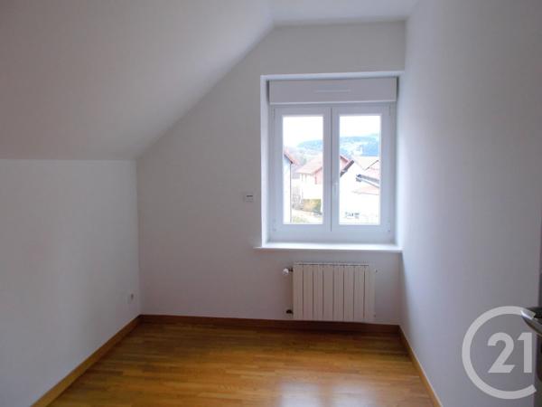 Immeuble à vendre  380,30 m 2   VILLERS LE LAC  - 25