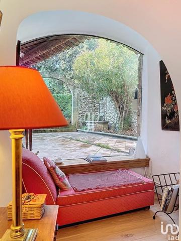 Maison à vendre 4 pièces 205 m² Mérindol