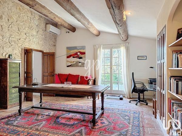 Maison à vendre 4 pièces 205 m² Mérindol