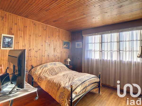 Maison 10 pièces de 220 m² à Ablon-sur-Seine (94480)