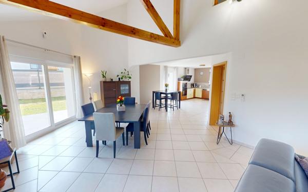 Maison à vendre    7 pièces •  Metzervisse