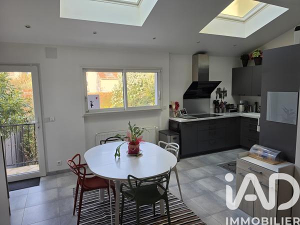 Maison à vendre 6 pièces 151 m² Rueil-Malmaison