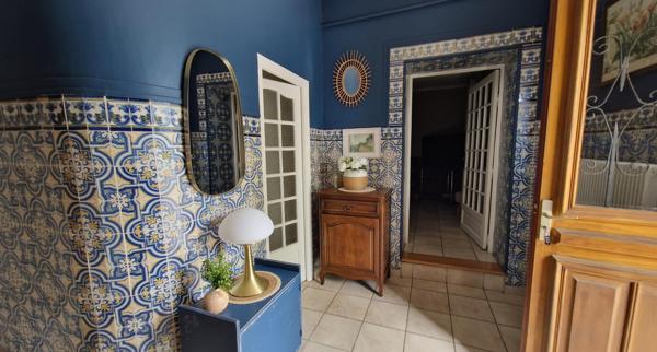 Maison familiale 3 chambres avec garage, cave et jardin à Montceau-les-Mines