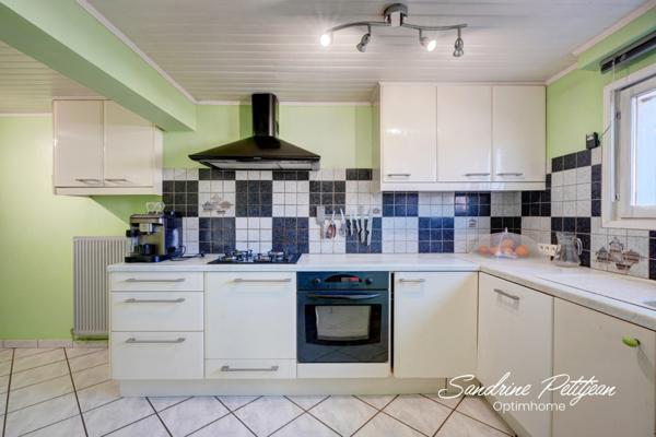 Maison familiale 143 m² 6 pièces - Piscine - Au calme - Saint André de Corcy