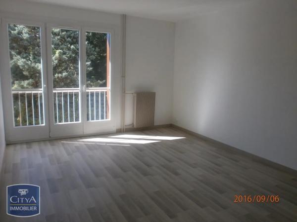 Appartement à louer 3 pièces 63m²