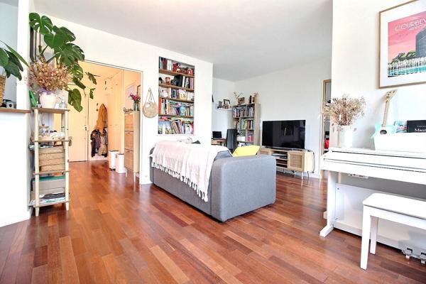 Appartement Courbevoie 3 pièces indépendant Charras transports commerces balcon DPE D investissement premier achat