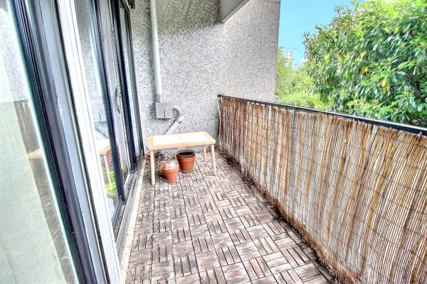 Appartement Courbevoie 3 pièces indépendant Charras transports commerces balcon DPE D investissement premier achat