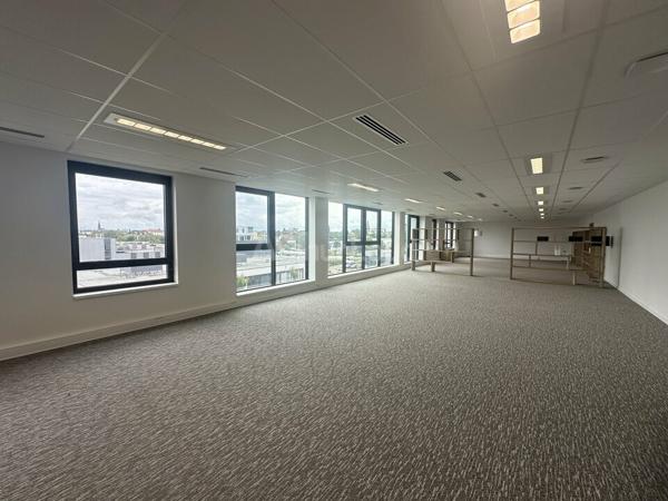 BUREAUX à LOUER de 105 m²