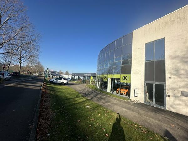 BUREAUX à LOUER de 444 m²