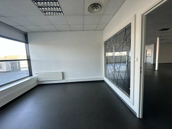 BUREAUX à LOUER de 444 m²