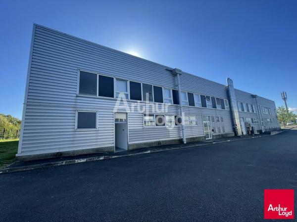 SAINT JACQUES DE LA LANDE - BUREAUX A LOUER - 254 m² DIVISIBLE
