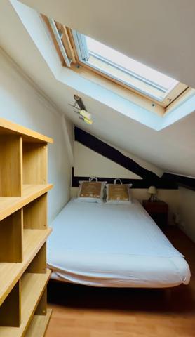 Versailles Montreuil ! Charmant studio meublé de 20 m² avec mezzanine ! Loyer 673 €/mois charges comprises **  - Référence  28660
