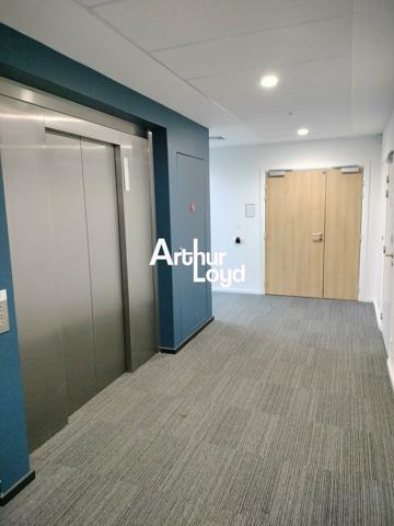 BUREAUX A LOUER DANS IMMEUBLE RECENT - NICE