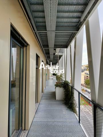 BUREAUX A LOUER DANS IMMEUBLE RECENT - NICE