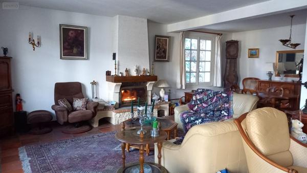 Maison à vendre à Vic-sur-Cère dans le Cantal (15800), ref : MG/2448