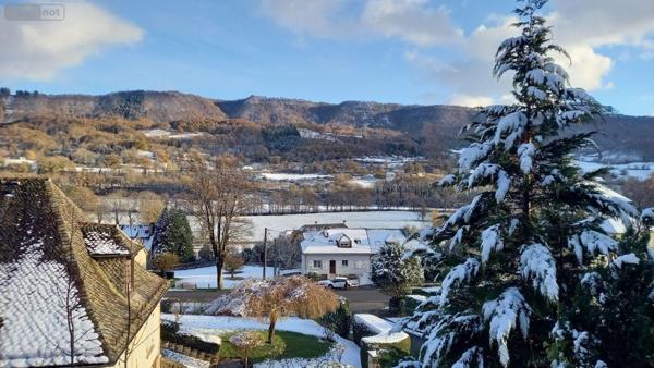 Maison à vendre à Vic-sur-Cère dans le Cantal (15800), ref : MG/2448