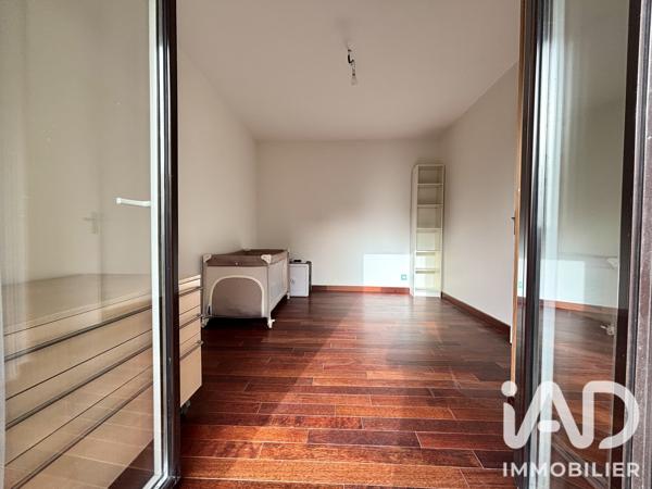 Maison à vendre 7 pièces 127 m² Saint-Cyr-l'École