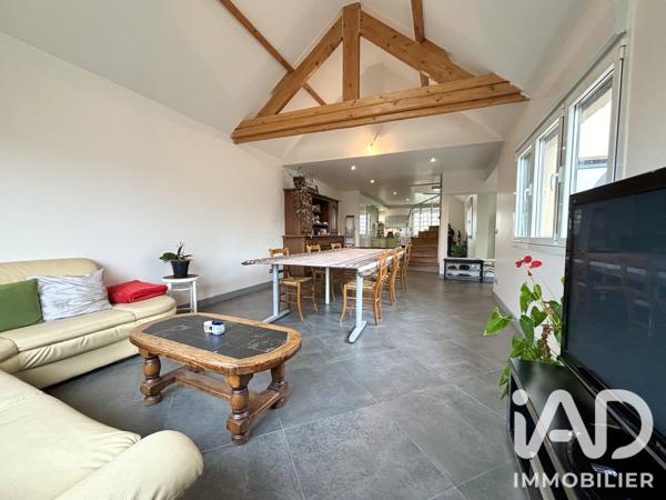 Maison à vendre 7 pièces 127 m² Saint-Cyr-l'École