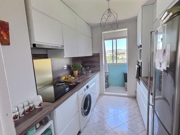 Appartement 5 pièce(s) 89m2 avec balcon