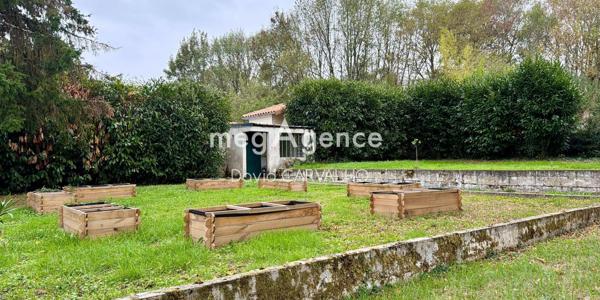 Maison à MONNAIE, 37380 - 7 pièces 184m²