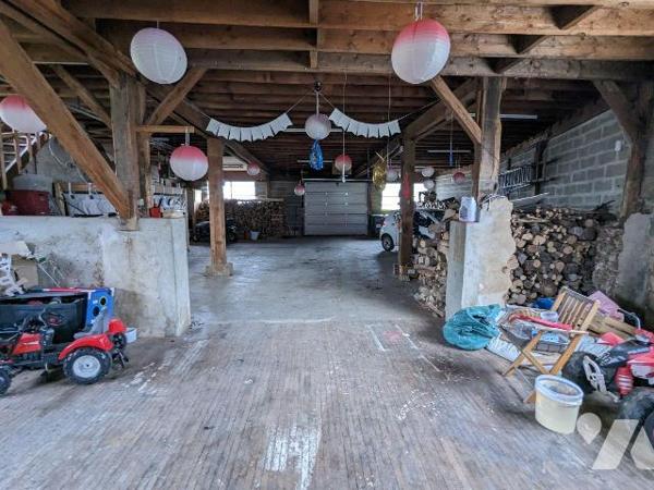 Maison à Vendre à Authon-du-Perche (28330) en Eure-et-Loir (28)

Charmante maison familiale d...