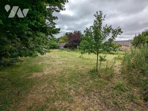 Maison à Vendre à Authon-du-Perche (28330) en Eure-et-Loir (28)

Charmante maison familiale d...