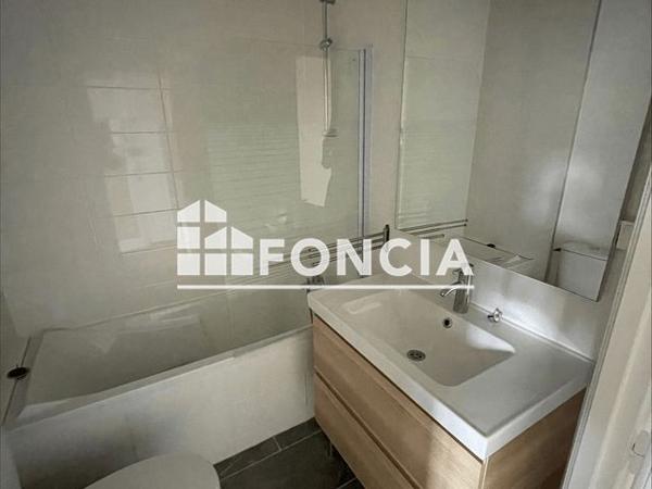 Location Appartement 2 pièces 40.76 m² - 14 PLACE PAUL PAINLEVE Nancy 54000