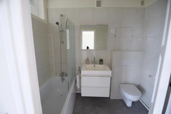 Appartement à vendre 3 pièces ACHERES (78) APPARTEMENT 3 PIÈCES ENTIÈREMENT RÉNOVÉ AVEC BALCON