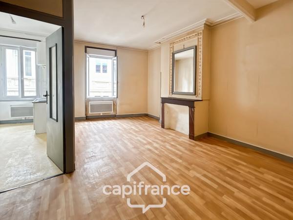 BORDEAUX/Quartier St SEURIN/ grand T2
