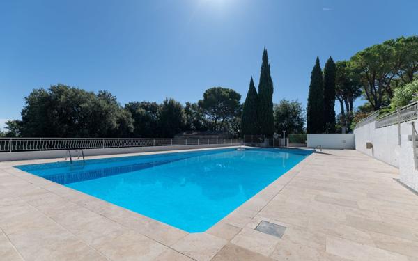 Maison à vendre    4 pièces • 110,87 m2 Villeneuve-Loubet