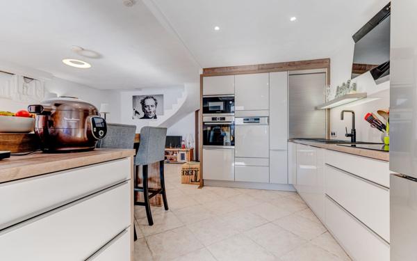 Maison à vendre    4 pièces • 110,87 m2 Villeneuve-Loubet