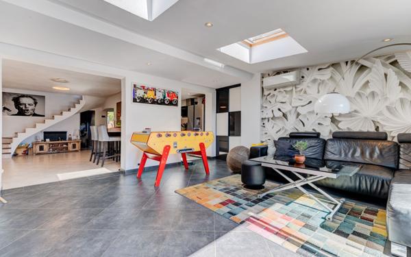 Maison à vendre    4 pièces • 110,87 m2 Villeneuve-Loubet