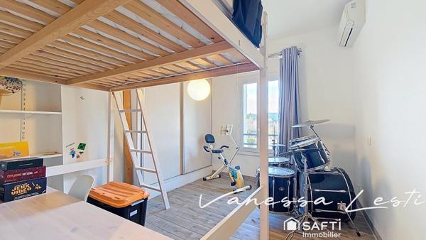 Maison de caractère, 6/7 chambres au coeur de Flassans sur Issole