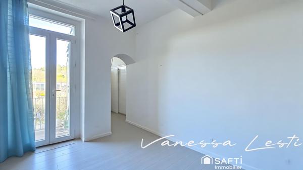 Maison de caractère, 6/7 chambres au coeur de Flassans sur Issole