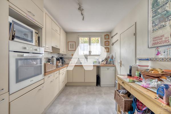 Maison Rueil-malmaison 6 pièce(s) 133.43 m2 €1 080 000 ** - Référence 19522