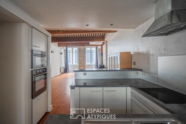 Appartement atypique en duplex en hypercentre