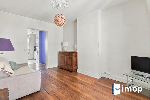 Lumineux 2 pièces Dernier étage avec ascenseur