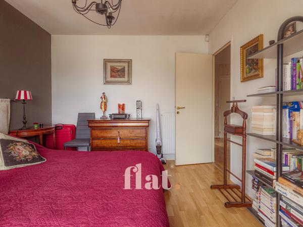 Maison
                                                                                                                                                                                                                                                                                                                        5 pièce(s)                                                                                                                                                                                                          4 chambre(s)                                                                                                                                                                                                          130  m²