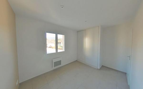 Maison à louer    4 pièces •  Chatuzange-le-Goubet