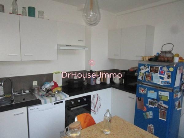 Appartement à louer 4 pièces de 77 m²