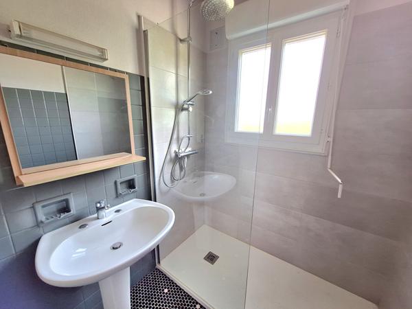 A vendre Maison Domérat 5 pièces 124 m2 - Terrain - Sous/sol et Garage. Domerat