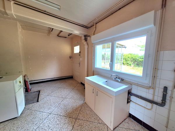A vendre Maison Domérat 5 pièces 124 m2 - Terrain - Sous/sol et Garage. Domerat
