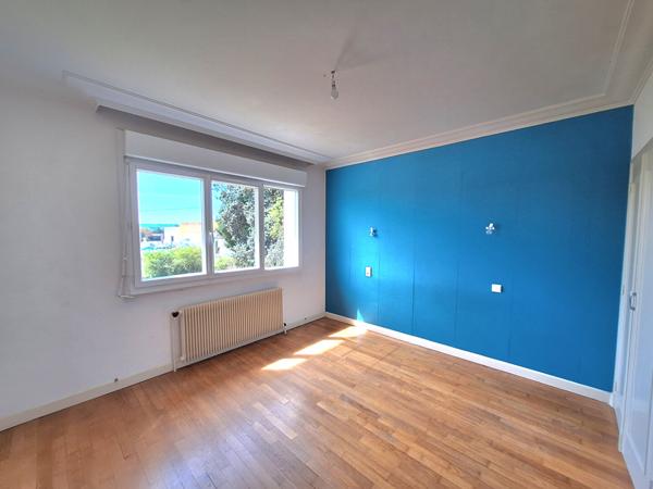 A vendre Maison Domérat 5 pièces 124 m2 - Terrain - Sous/sol et Garage. Domerat